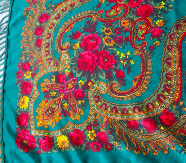 foulard balte, 100% coton, châle ukrainien, vert, fleurs, flowers, scarves, coste billy, fashion, 2018, 2019, flash, folk, bohème, nouveau, new, ukraine, pologne, soie, satin de soie