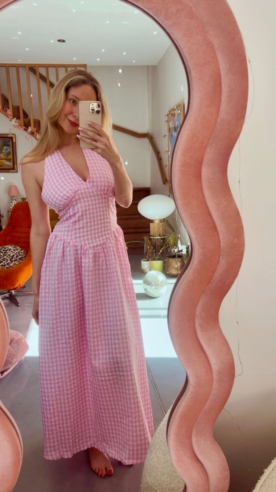 BAF456A2-C901-4B66-9F98-478BB4D7FE63